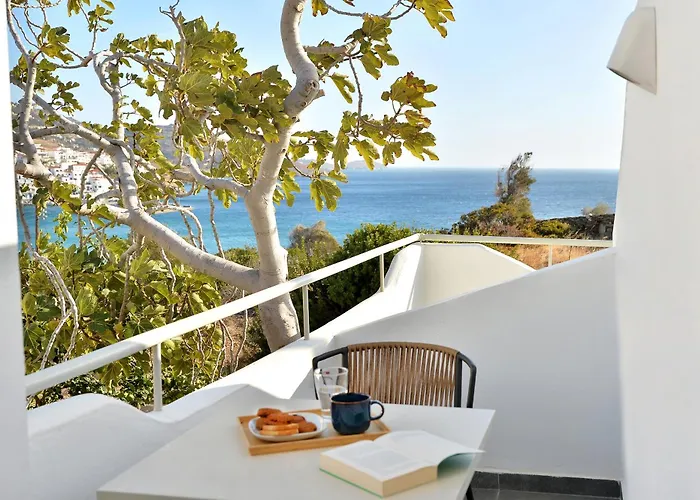 Niriis Aktaia & Glauke * Mpatsi